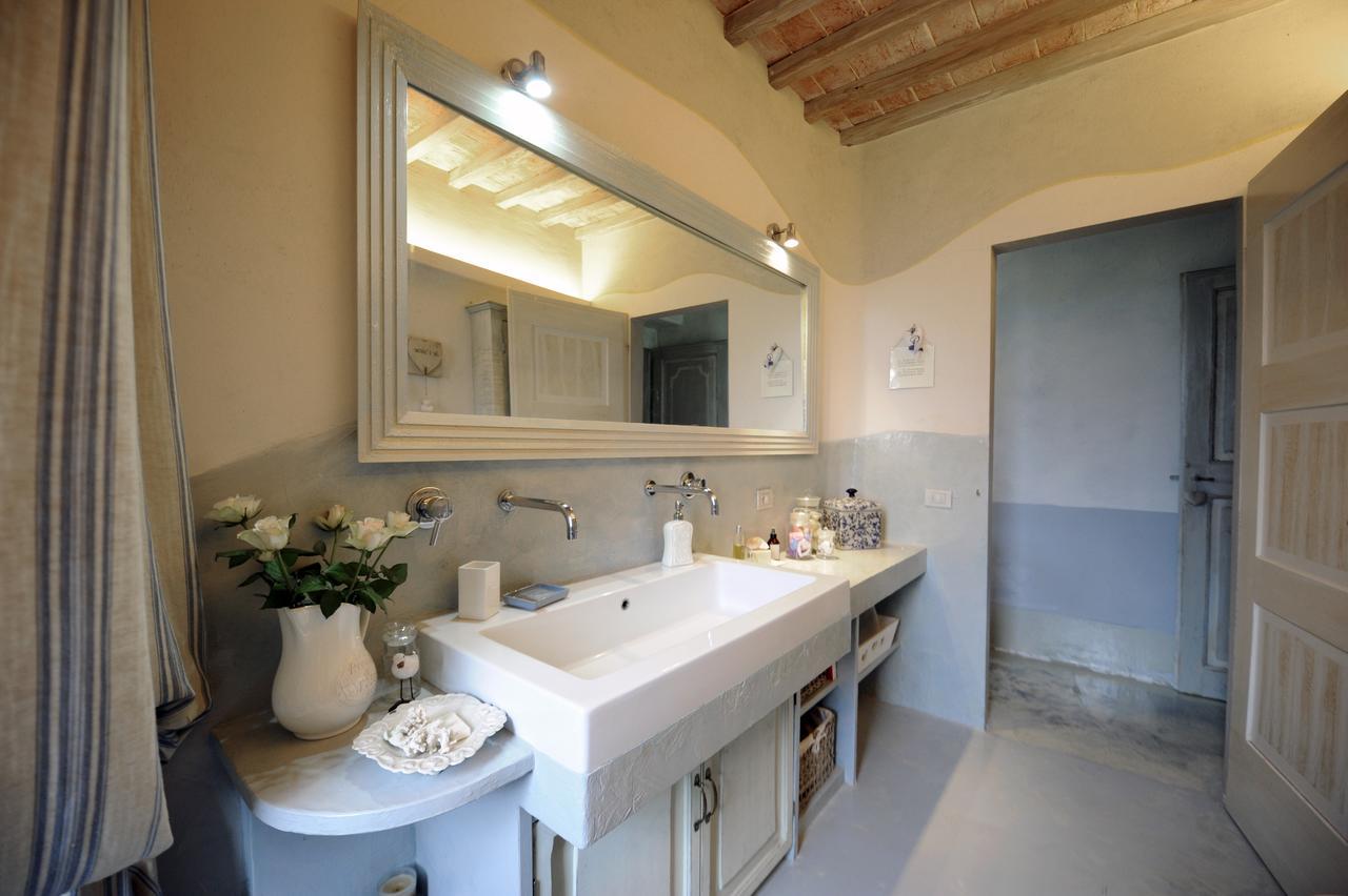 La Casa Di Arianna Bed & Breakfast Casole dʼElsa Eksteriør bilde